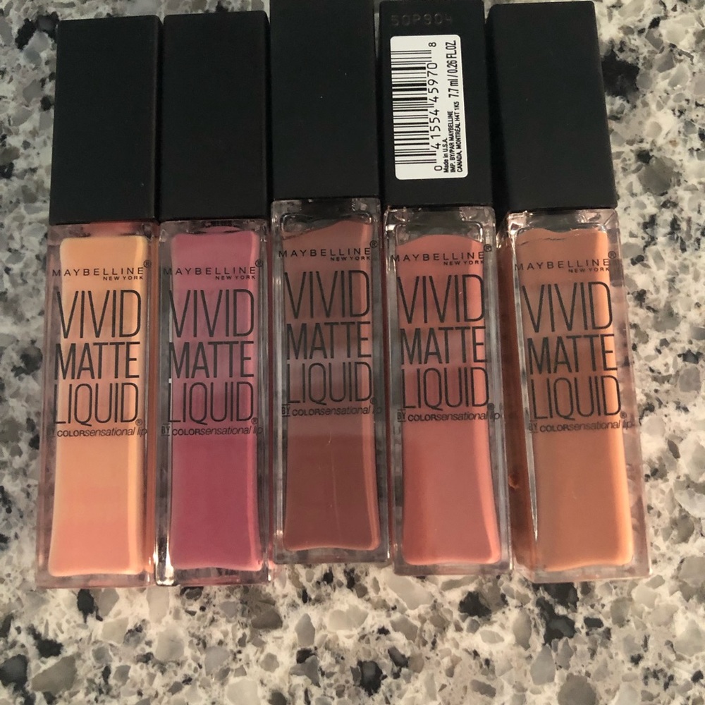 5 Maybelline Matte Lipsticks